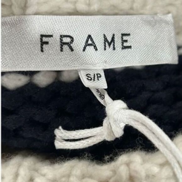 Frame Oversized Crewneck Sweater Women’s Navy Striped Size Small - Picture 8 of 10